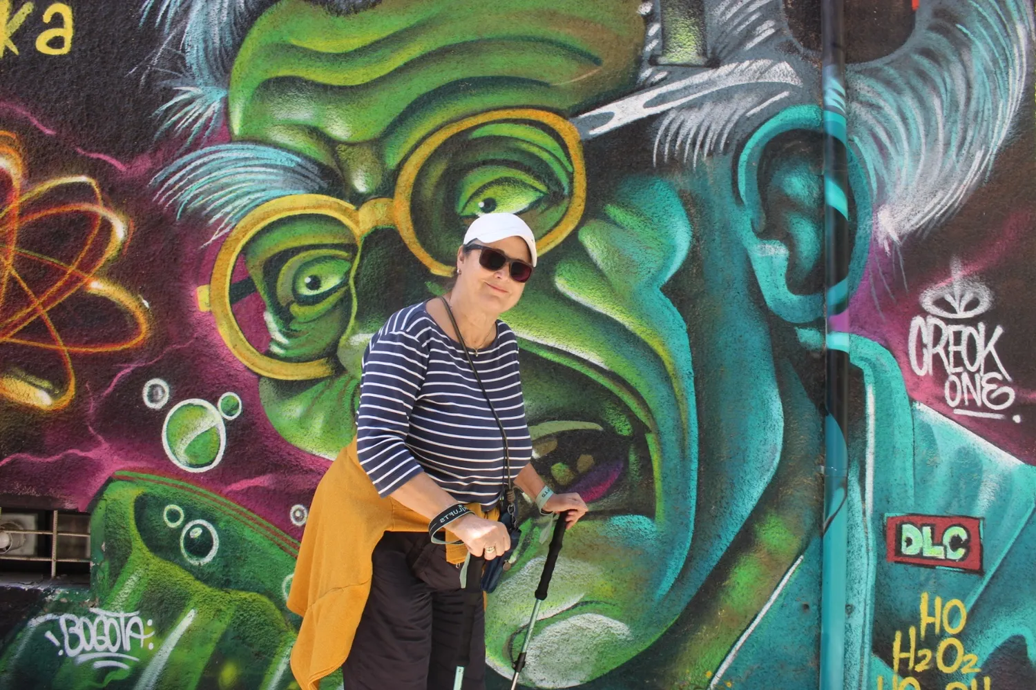 A large mural on a wall in the Valparaiso hills